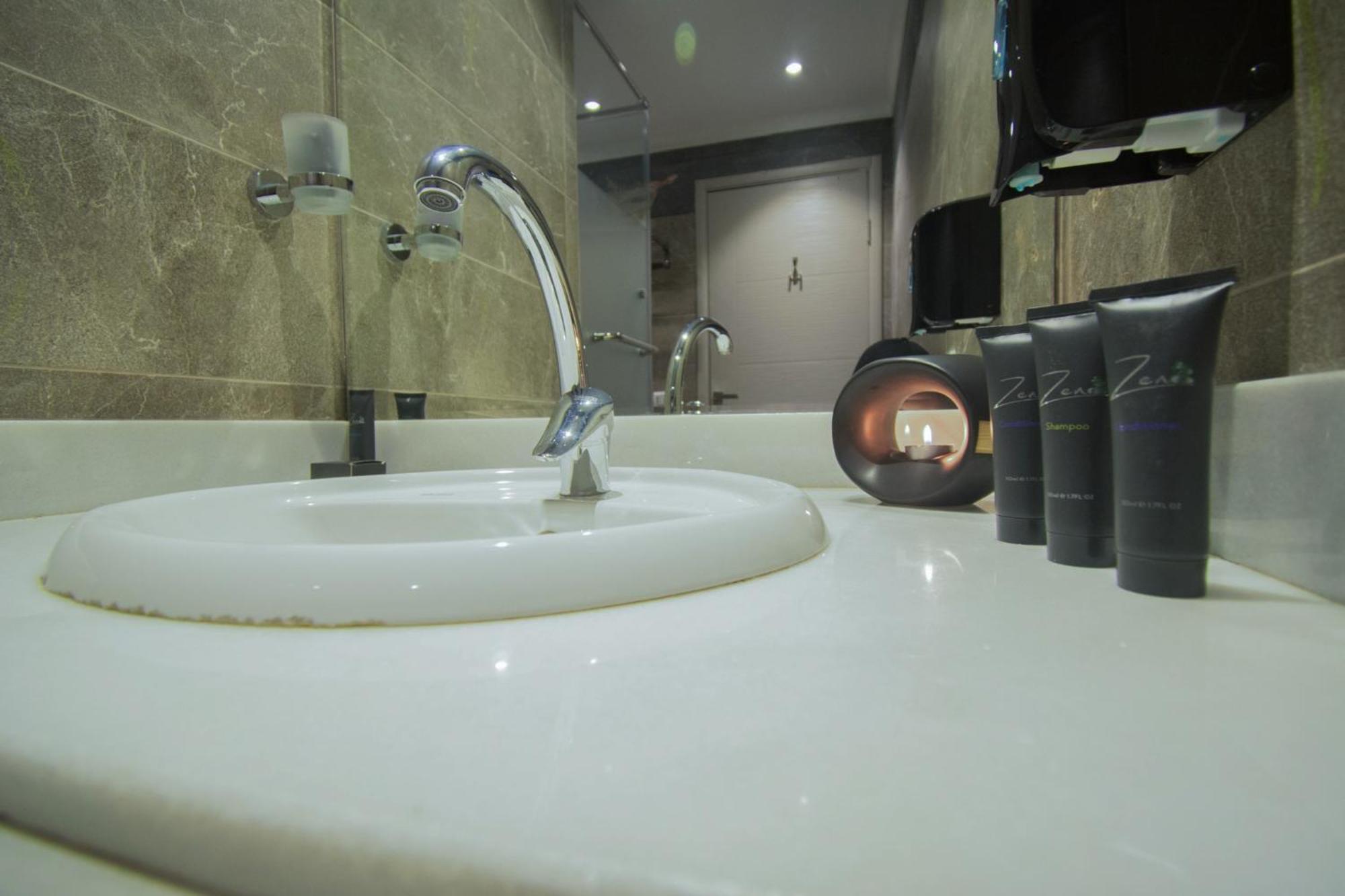Nile Guardian Hotel Giza Dış mekan fotoğraf